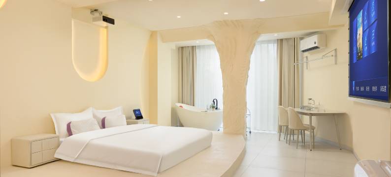 三亚湾栖舍椰墅酒店(椰梦长廊店)图片