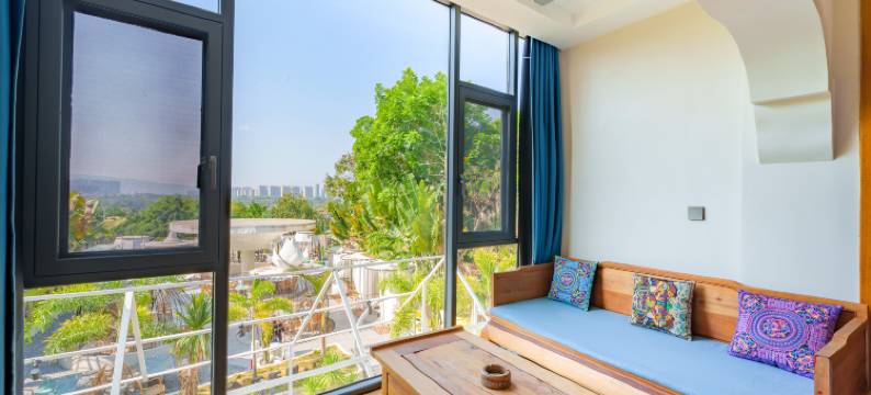 西双版纳三和居望江客栈图片