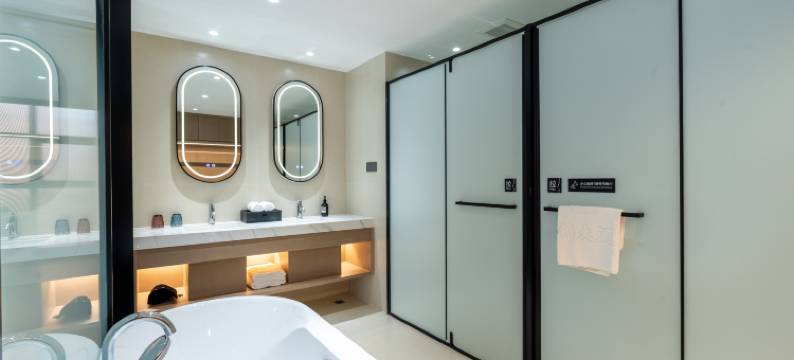 无锡翰锦大酒店(无锡太湖鼋头渚风景区万象城店)图片