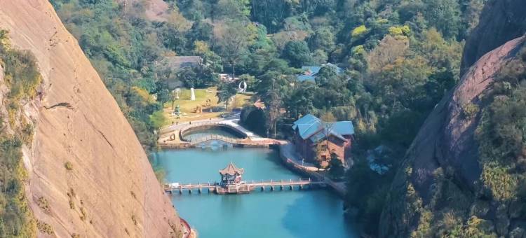 艺选安來酒店(上饶弋阳高铁站店)图片