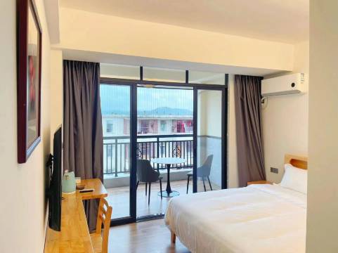 荔枝沟主题民宿(正果老街店)