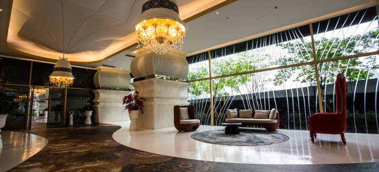 我行我宿·满家乐法式宫廷套房(网红打卡+会展中心)中英语服务(Arte Mont Kiara by My Trip & My Stay)图片