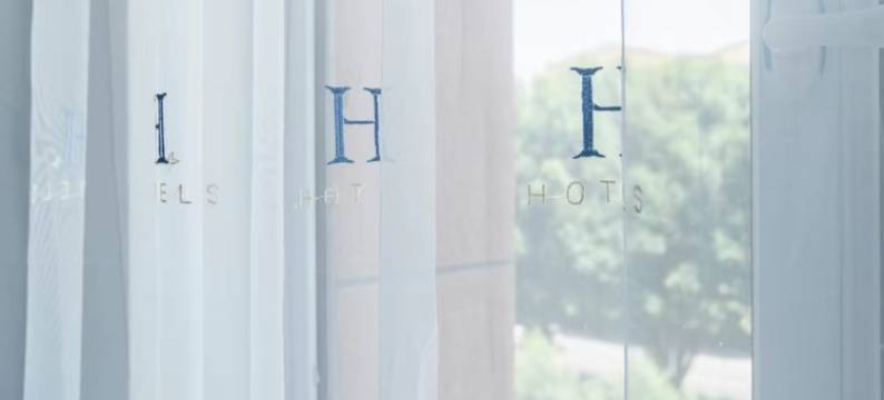 巩留H酒店(蝶湖景区店)图片