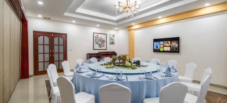 西双版纳景洪市皇冠大酒店(爱琴海商城泼水广场店)图片