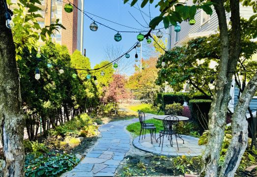 Ginkgo House On HarvardHotel Overview