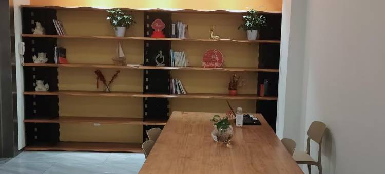 布丁严选酒店(杭州临平银泰百货邱山大街地铁站店)图片