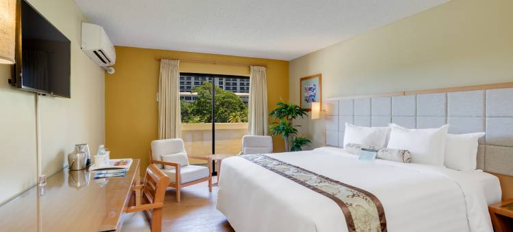 关岛广场度假村(Guam Plaza Resort)图片