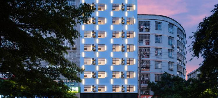 雅瑞斯酒店(玉林博白县中医院店)图片