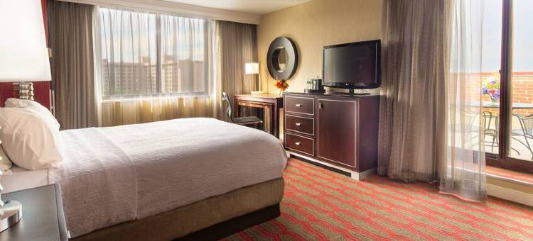 拉瓜迪亚广场酒店(DoubleTree by Hilton New York LaGuardia Airport)图片