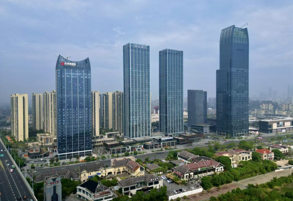 菲伦高空江景酒店（南昌万象城摩天轮之星店） 图片5