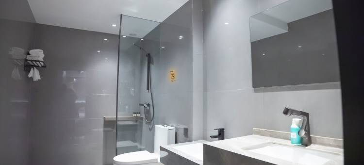 瓦房店悦见四季酒店图片