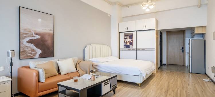 Onlyone桥南民宿(厦门高崎国际机场店)图片