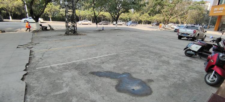 钦州海景湾酒店(钦州港广场消防鉴定站店)图片