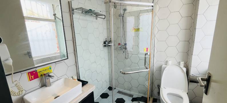 乌鲁木齐华尔云艺术酒店(王家梁地铁站店)图片