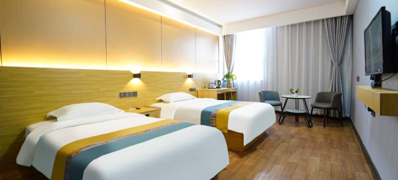 轻住酒店·蓝泰酒店(临沂汽车站大学城店)图片