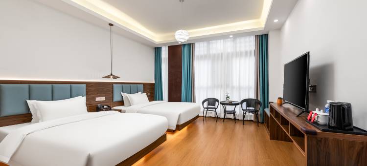 凉都四合院酒店(六盘水南客运站店)图片