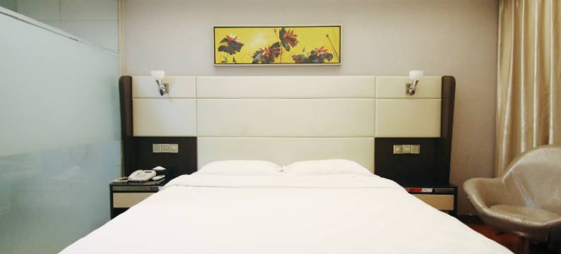 深圳维家酒店(水贝珠宝交易中心田贝地铁站店)图片