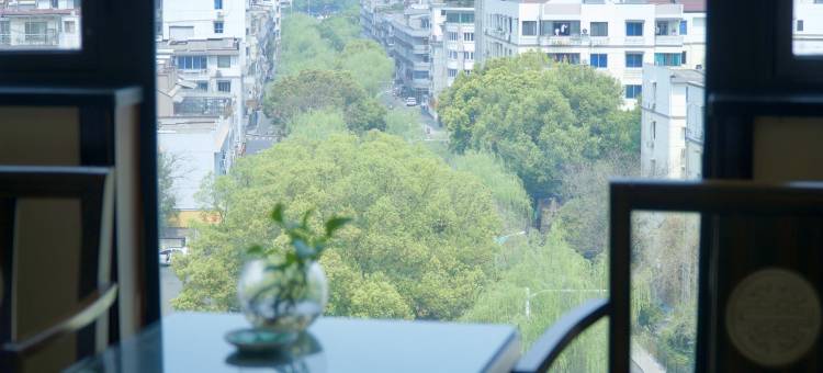 新昌白云山庄(大佛寺店)图片