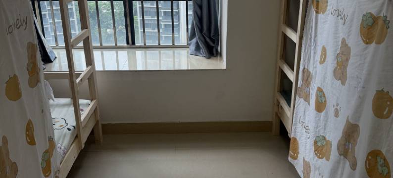 玖遇青年旅舍(澜石地铁站店)图片