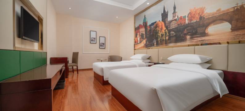 丽港商务宾馆(铜陵长江中路步行街店)图片