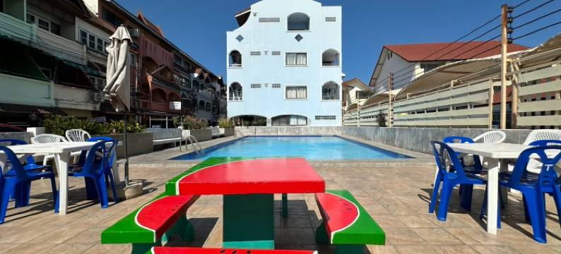 瑟普莱海滩酒店(Thipurai Beach Hotel)图片