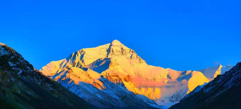 珠峰大本营帐篷营地图片