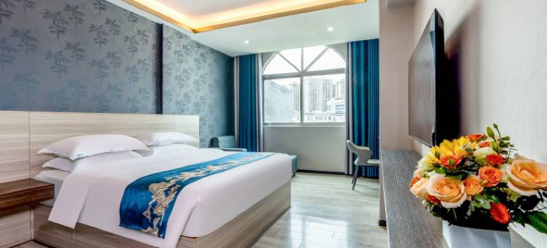 天聚文化酒店(平南商业步行街店)图片