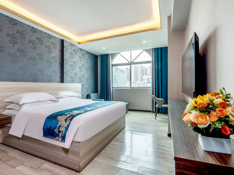 天聚文化酒店(平南商业步行街店)