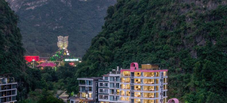 谷语·见山民宿(阳朔遇龙河生态公园千古情店)图片