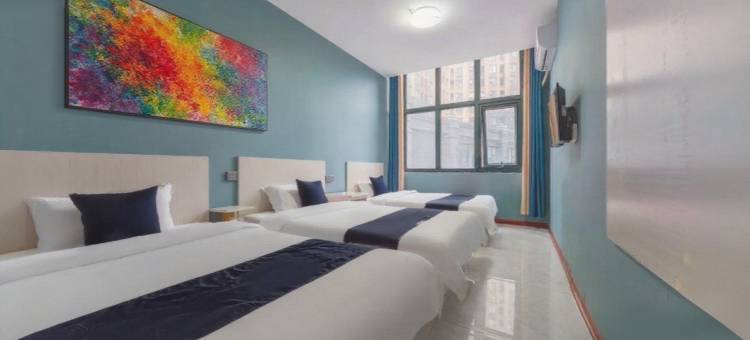 OYO枫之林时尚酒店(郑州二七万达店)图片