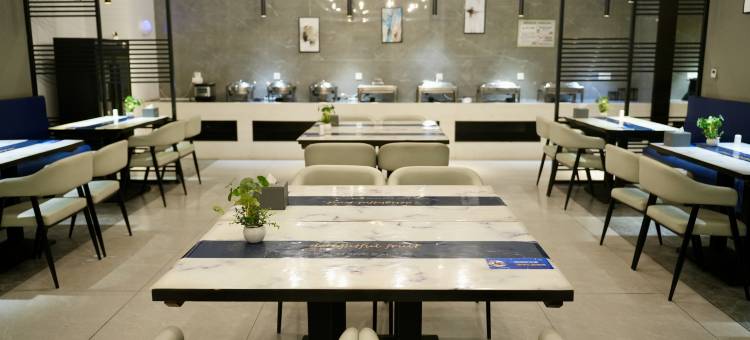 爱电竞酒店(泰州火车站店)图片