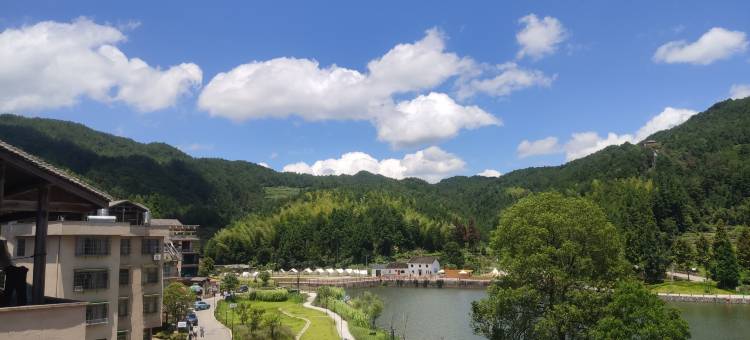 湖观山色民宿图片