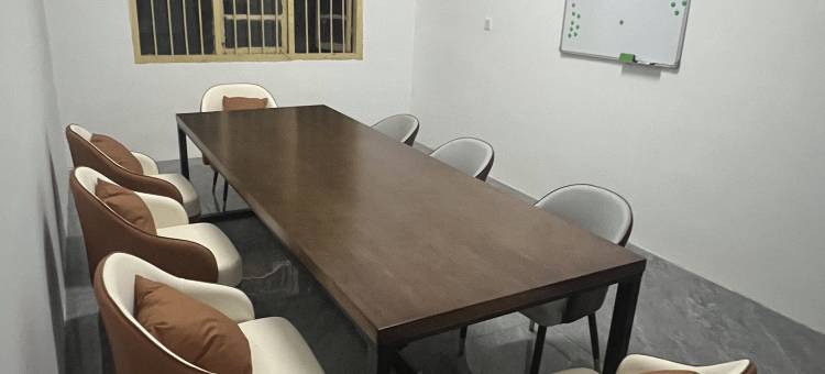 邵阳铂菲酒店(大汉东风商业步行街邵阳站店)图片