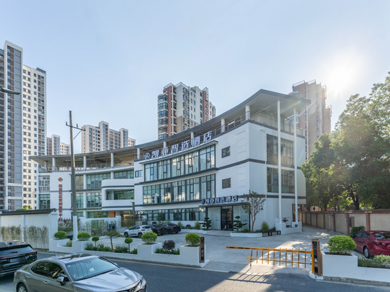 凯亚智选酒店(苏州路南苑虎丘婚纱城店)