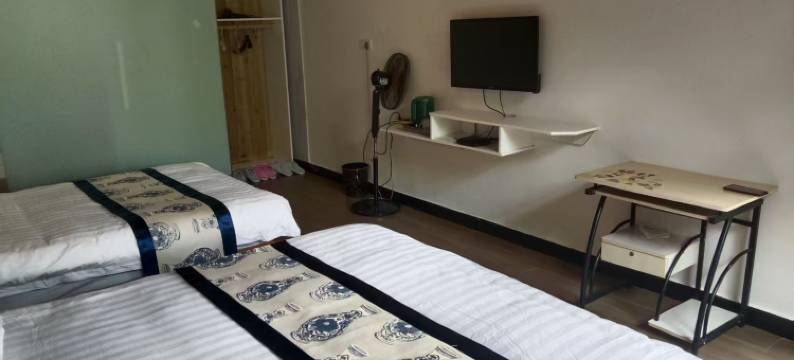 龙泉山灵芝山庄图片