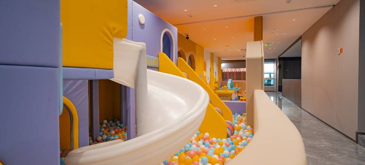 星禾高空海景酒店(日照万平口景区万达广场店)图片