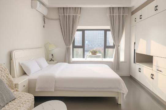 小二家民宿(东海水晶城店)