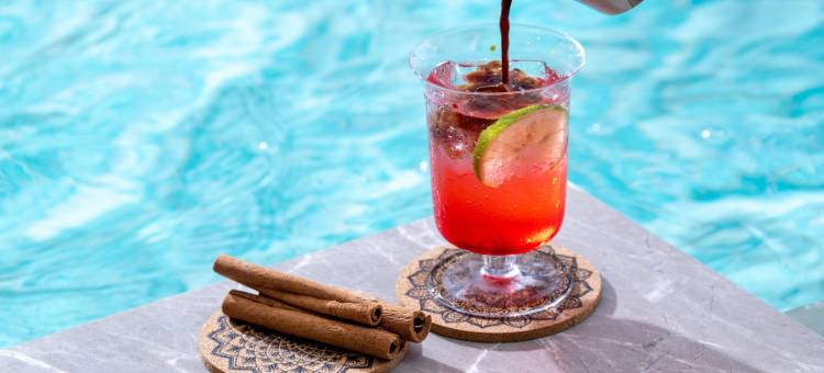 昆明•丽柏WAVESWEPT•MISTYSEA•设计酒店(昆明站环城南路地铁站店)图片