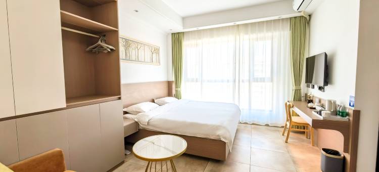 悦尚云景民宿(市政府店)图片