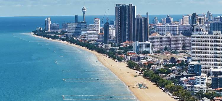 Z8 beach 度假酒店(芭提雅中天海滩店)(Z8 beach hotel)图片