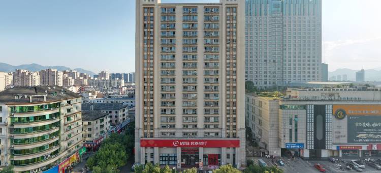 清风•Lodge影音民宿(临海世纪华庭店)图片