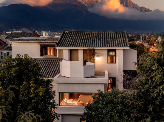 不染•丽江|EARTHGAZE•STARSPANNG森氧设计师山景民宿(束河古镇店)