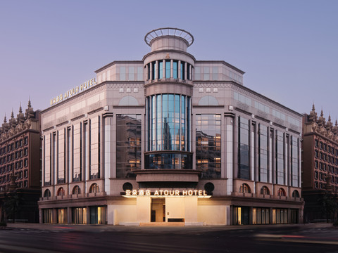 天津之眼金纬路亚朵酒店