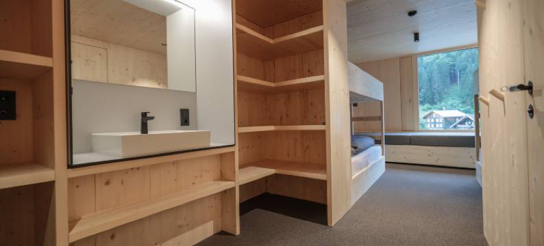 Revier Mountain Lodge Montafon 的山区小屋(Revier Mountain Lodge Montafon)图片