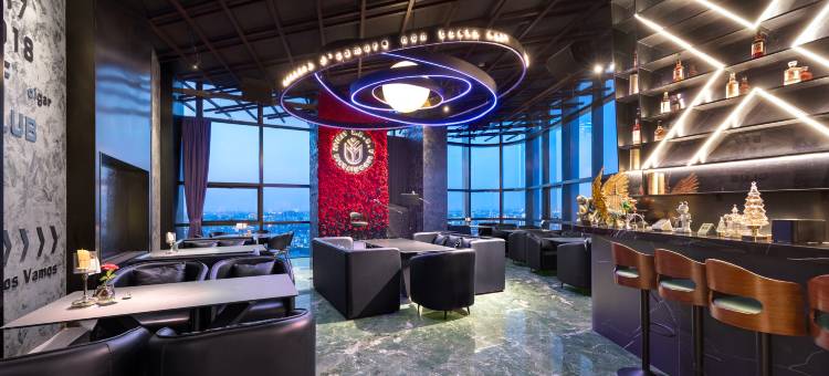 夏日胡杨·高空云端花园·Van Gogh艺术酒店(昆山兆丰路地铁站店)图片