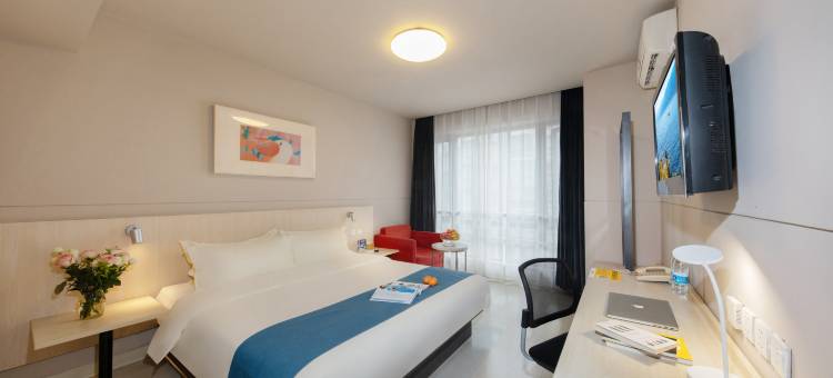 锦听酒店(外国语学校东湖山公园店)图片