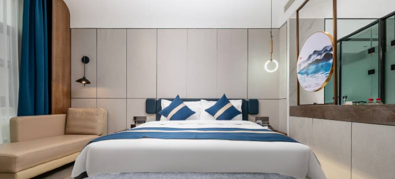 君品轻奢酒店(西峡仲景养生小镇沪陕高速路出口店)图片