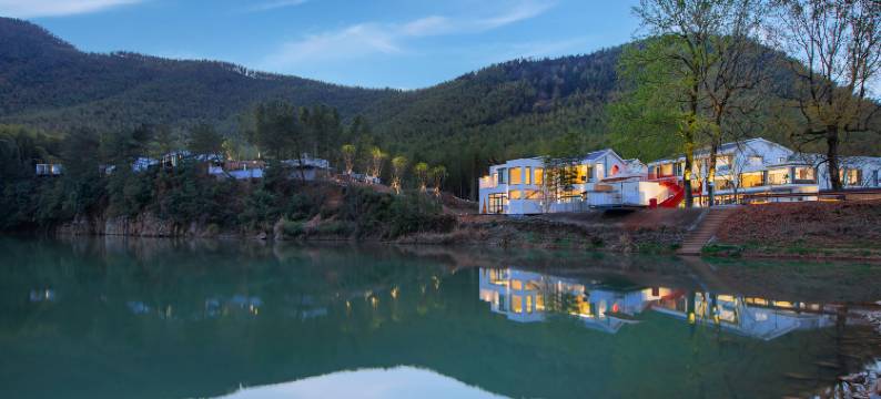 皖南院子·野奢观景民宿 (泾县皖南川藏线月亮湾风景区店)图片