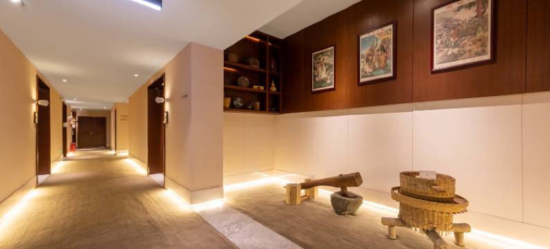 茂名南越印象酒店(1959文创街高铁站店)图片