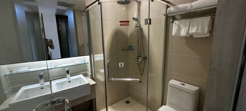 怡和园酒店(海口高铁东站省技师学院店)图片